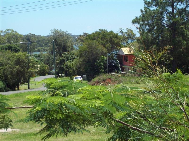 2 Quail Place, Macleay Island QLD 4184