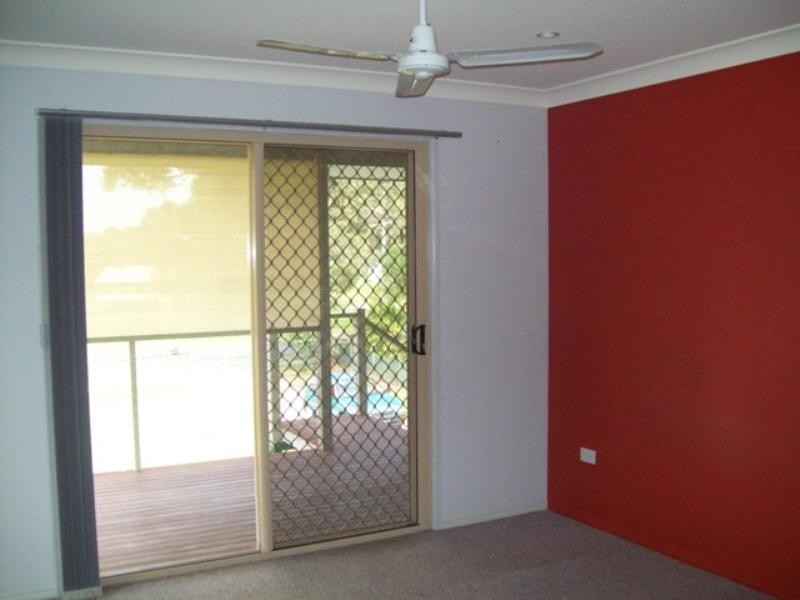 177 High Central Road, Macleay Island QLD 4184