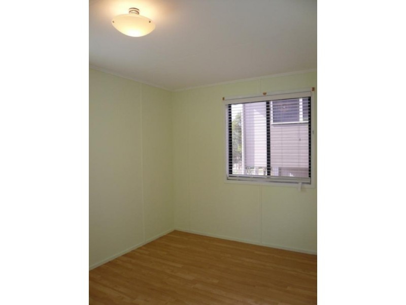 8 Ilya Street, Macleay Island QLD 4184