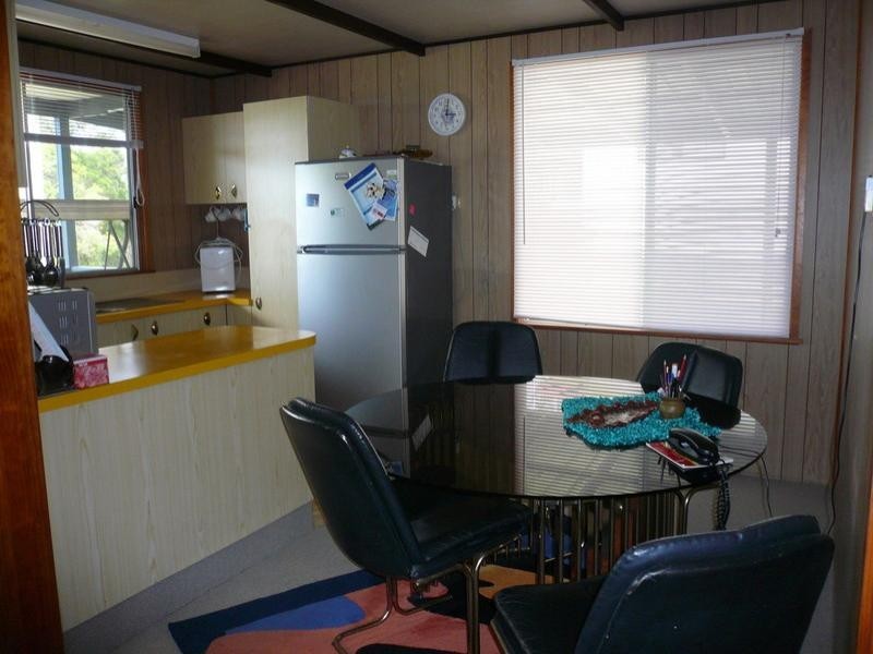 8 Glen Street, Macleay Island QLD 4184