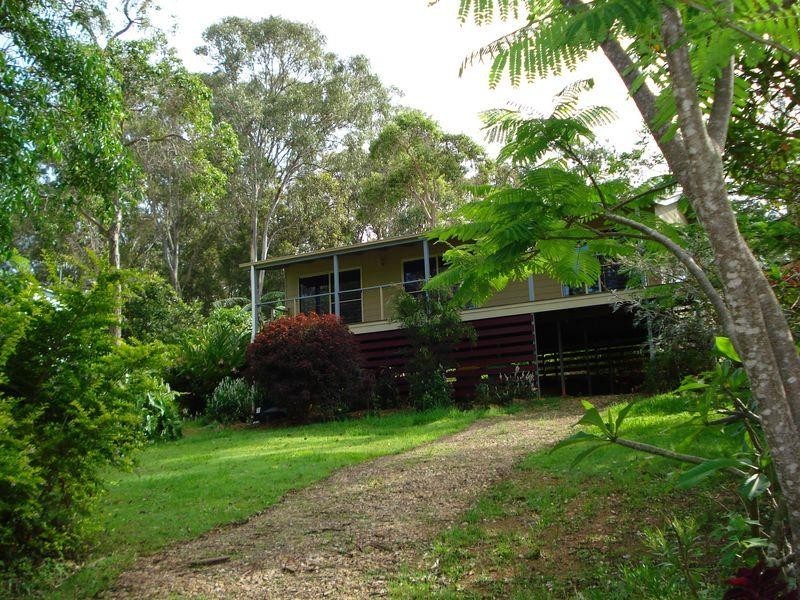 60 Perulpa Drive, Lamb Island QLD 4184