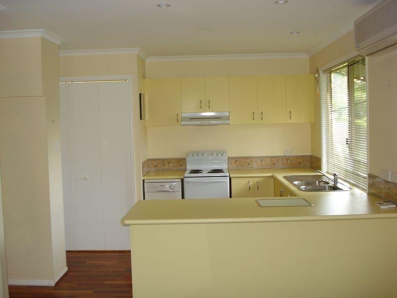 60 Perulpa Drive, Lamb Island QLD 4184