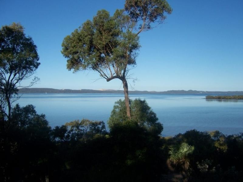 107 Beelong Street, Macleay Island QLD 4184