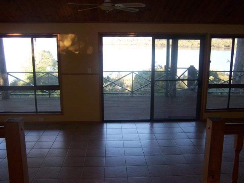 107 Beelong Street, Macleay Island QLD 4184