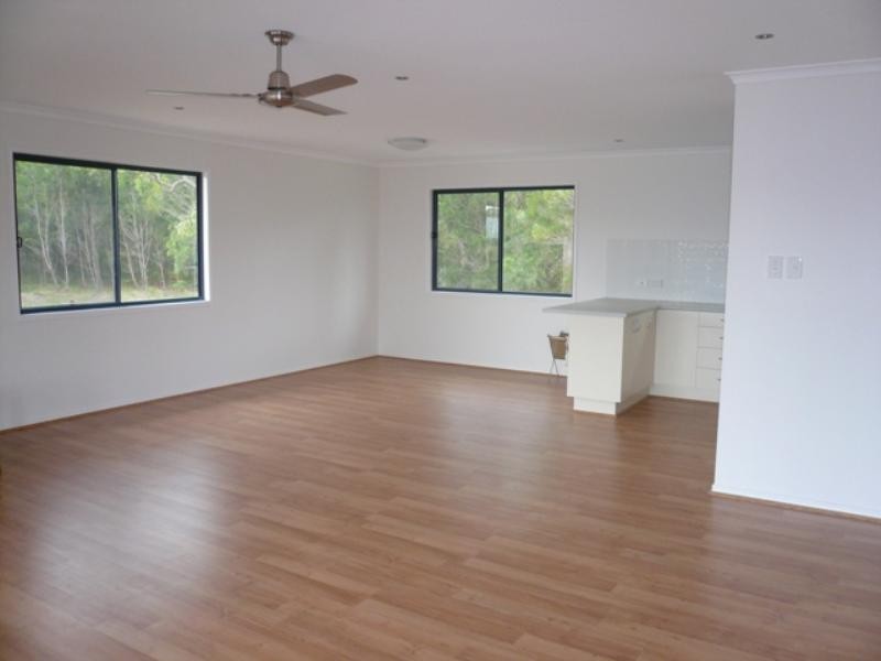65 Eastbourne Terrace, Macleay Island QLD 4184