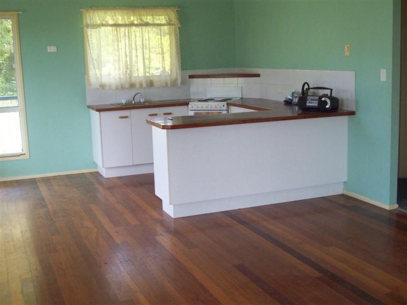 23 Bluewaters Crescent, Macleay Island QLD 4184