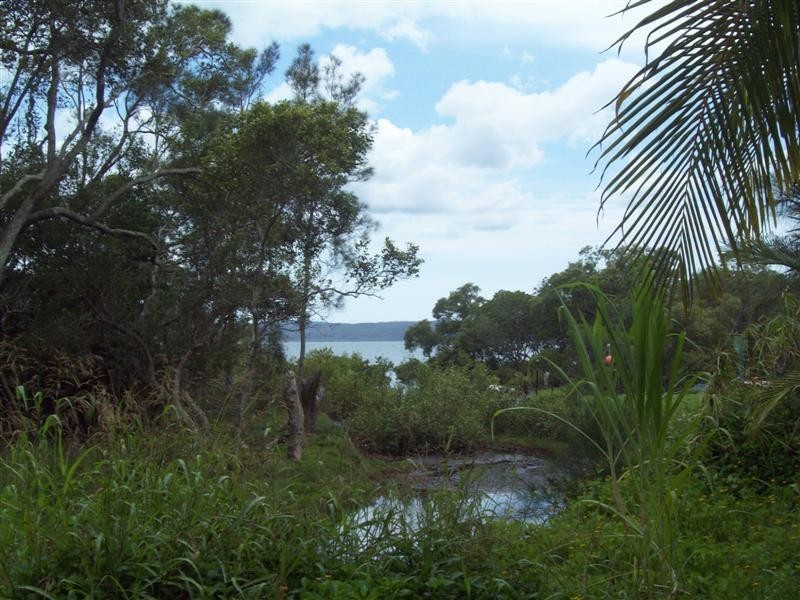 12 Beelong Street, Macleay Island QLD 4184