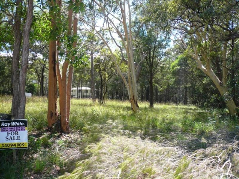 12 president Terrace, Macleay Island QLD 4184