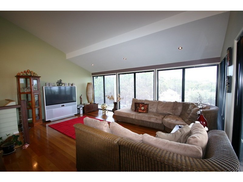 48 Barramundi Street, Macleay Island QLD 4184