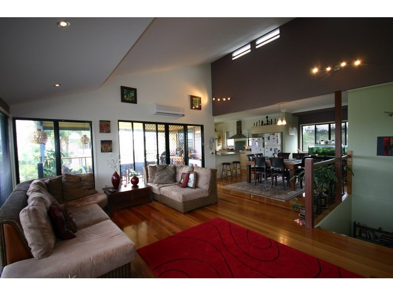 48 Barramundi Street, Macleay Island QLD 4184
