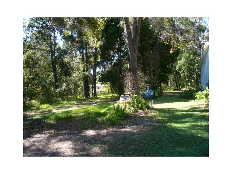 16 Eumina, Macleay Island QLD 4184