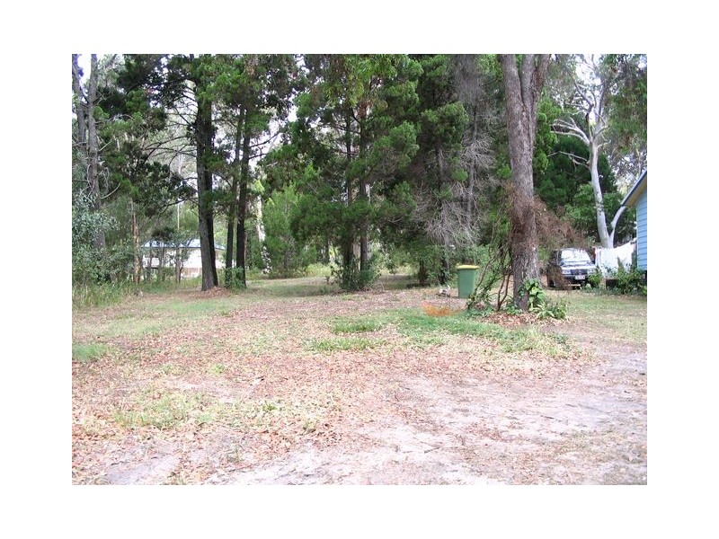16 Eumina, Macleay Island QLD 4184
