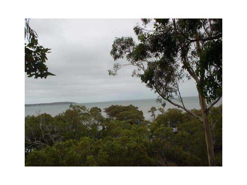 38 Goodsell Crescent, Lamb Island QLD 4184