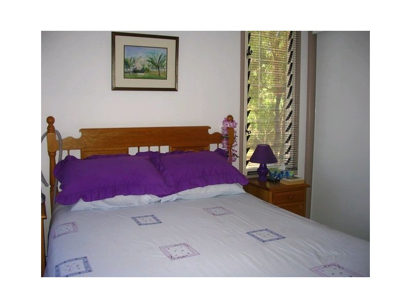 10 Ilya, Macleay Island QLD 4184