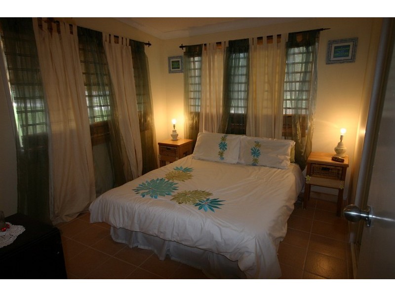 8 Calm Waters Crescent, Perulpa Island QLD 4184
