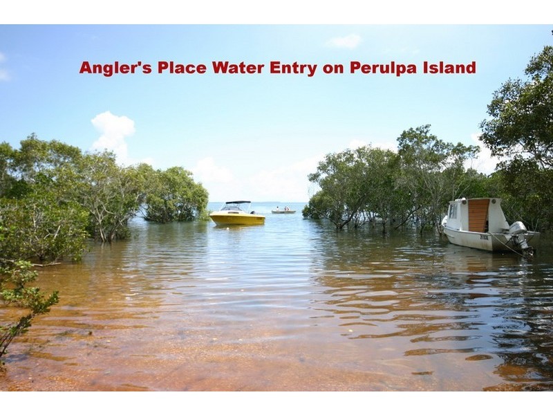 8 Calm Waters Crescent, Perulpa Island QLD 4184