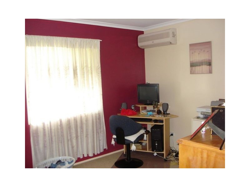 2 Boxwood Avenue, Lamb Island QLD 4184