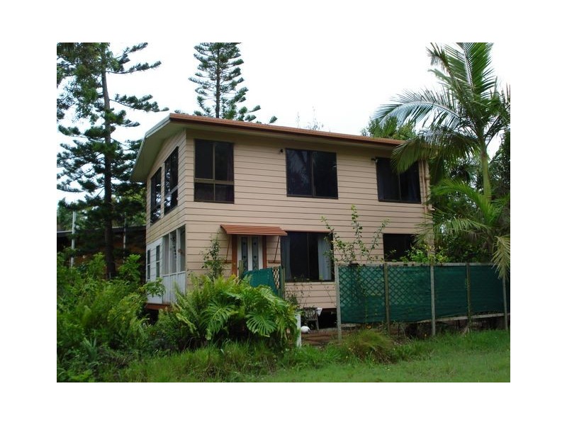 152 Treasure Island Avenue, Karragarra Island QLD 4184