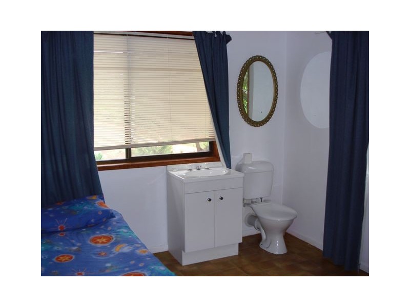 152 Treasure Island Avenue, Karragarra Island QLD 4184