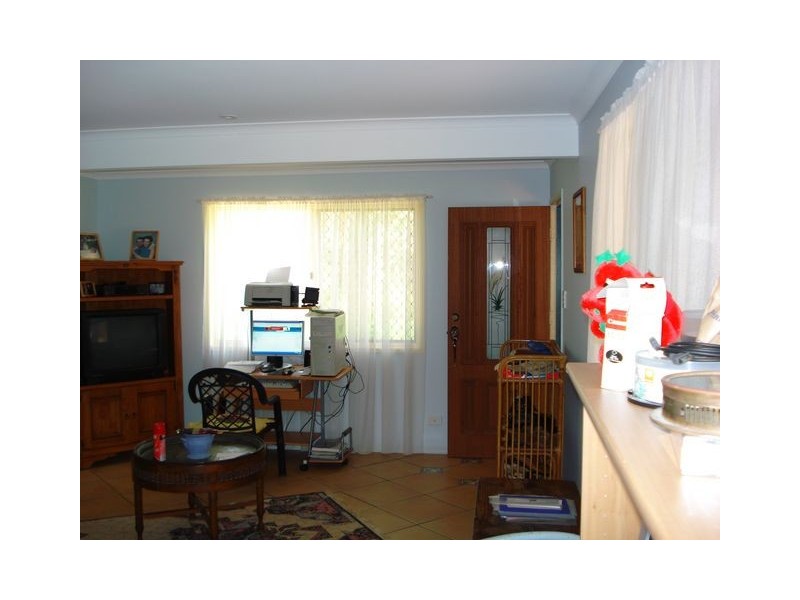 192 Lucas Drive, Lamb Island QLD 4184