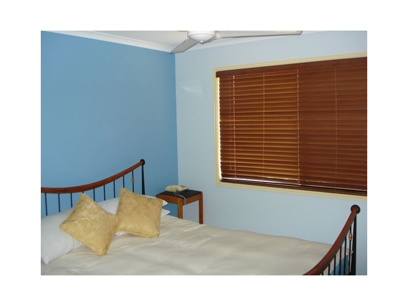 192 Lucas Drive, Lamb Island QLD 4184