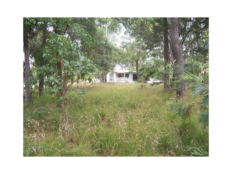 54 Cooee Crescent, Macleay Island QLD 4184