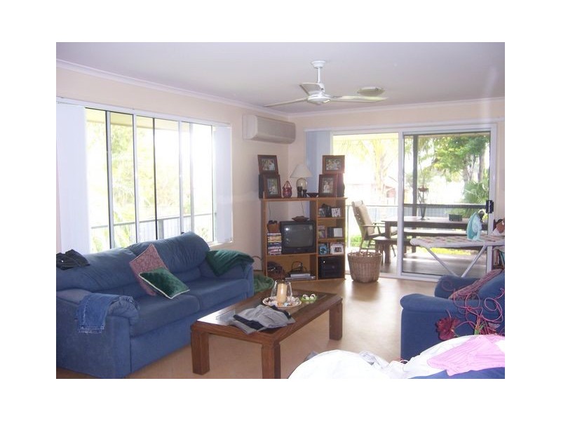 22 Jan Street, Macleay Island QLD 4184