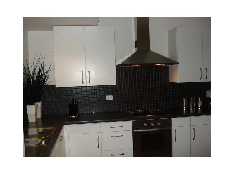 35 Tina Avenue, Lamb Island QLD 4184