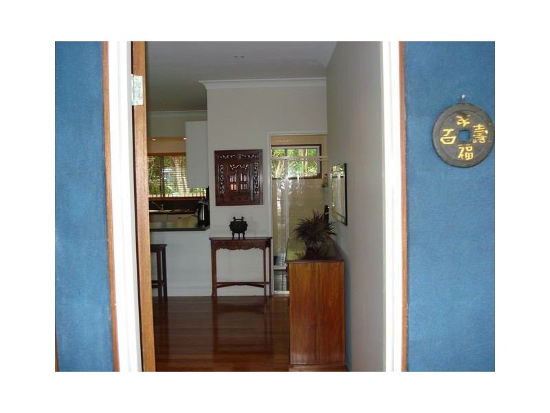 35 Tina Avenue, Lamb Island QLD 4184