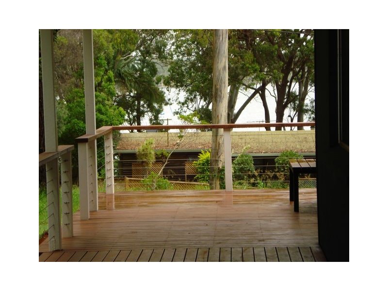 35 Tina Avenue, Lamb Island QLD 4184