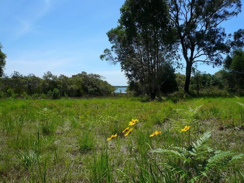 50 Charles Terrace, Macleay Island QLD 4184