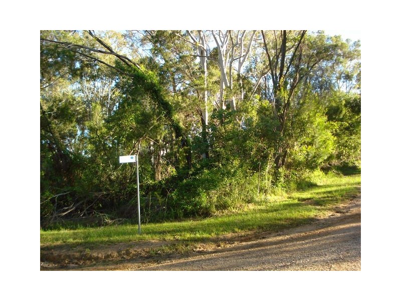 1 Niel Street, Lamb Island QLD 4184