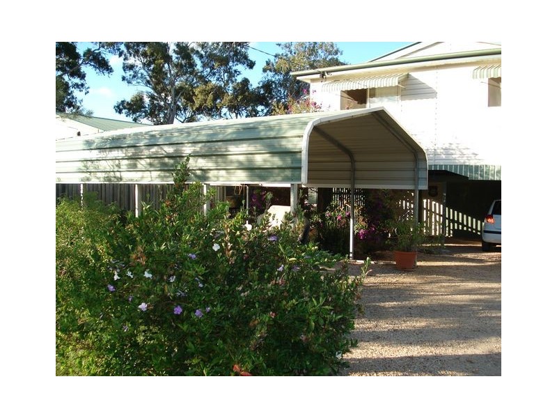9 Lovell Parade, Lamb Island QLD 4184