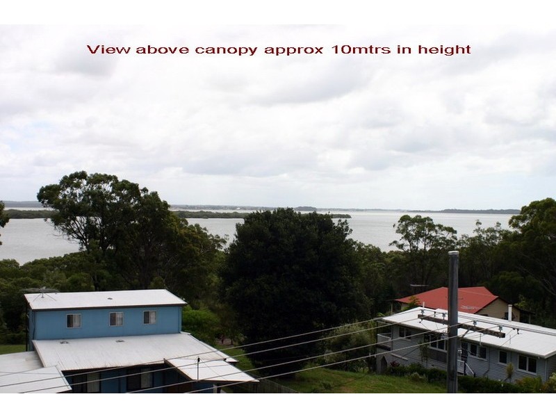 27 Charles, Macleay Island QLD 4184