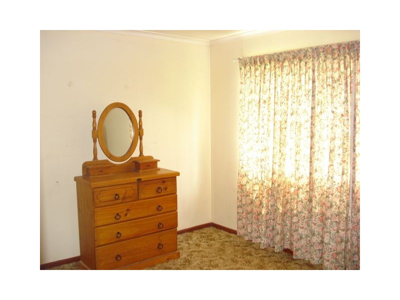 66 Lucas Drive, Lamb Island QLD 4184