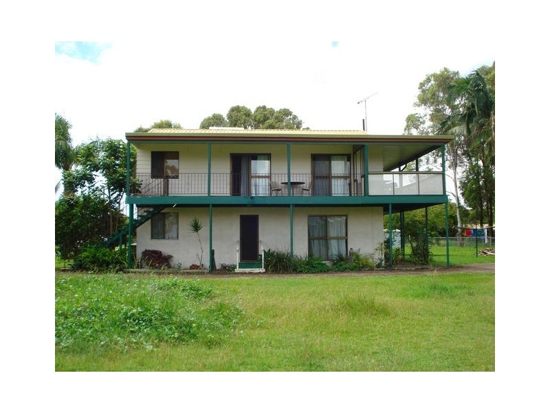 40 Cresthaven, Lamb Island QLD 4184