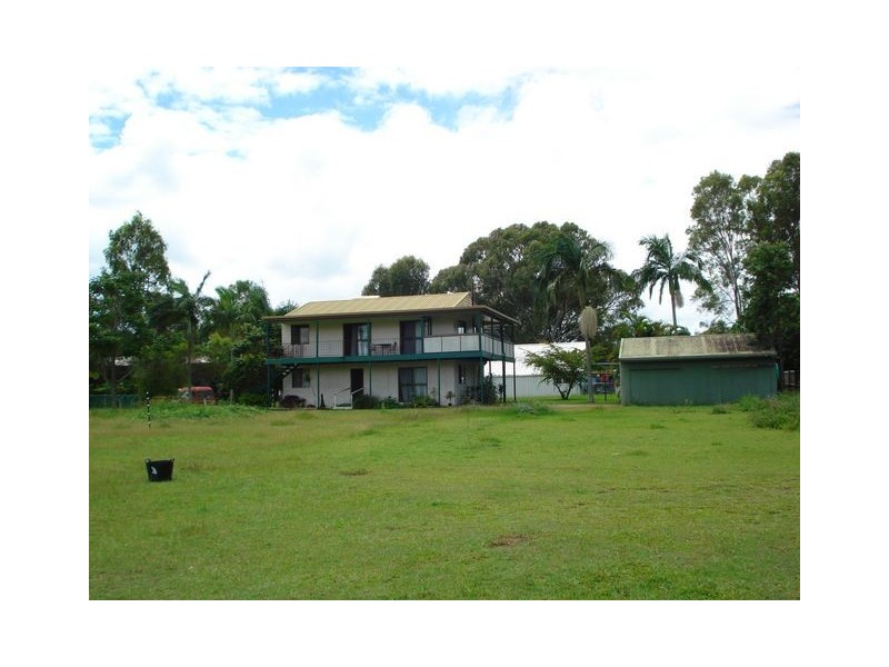40 Cresthaven, Lamb Island QLD 4184