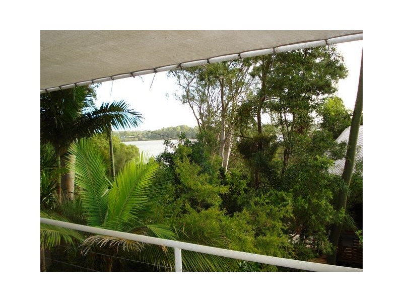 21 Michael Avenue, Lamb Island QLD 4184