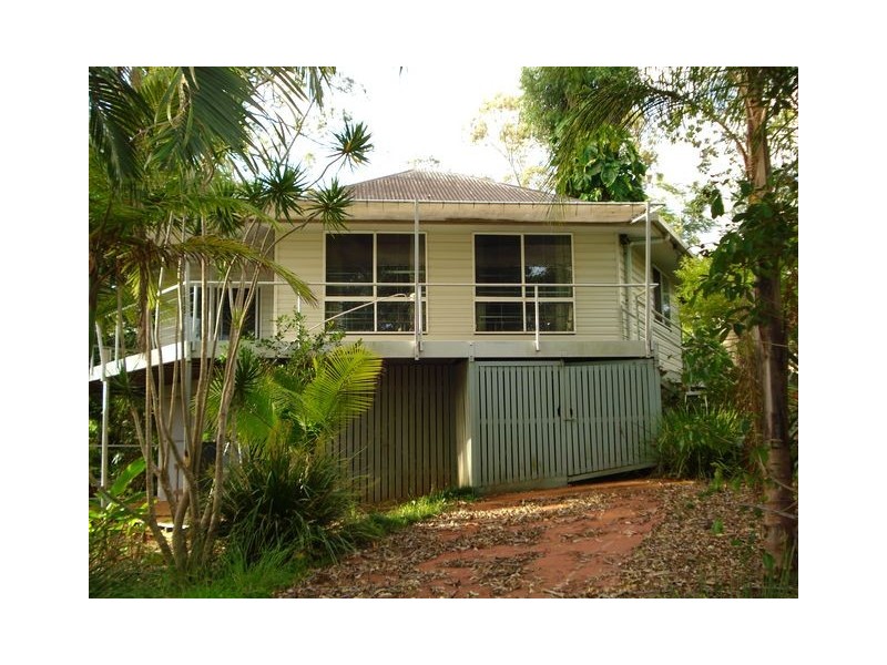 21 Michael Avenue, Lamb Island QLD 4184