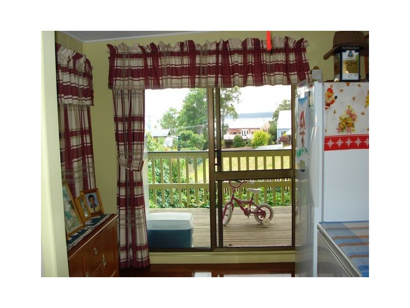 12 Shelly Crescent, Lamb Island QLD 4184