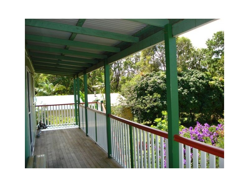 17 Halcyon Street, Lamb Island QLD 4184