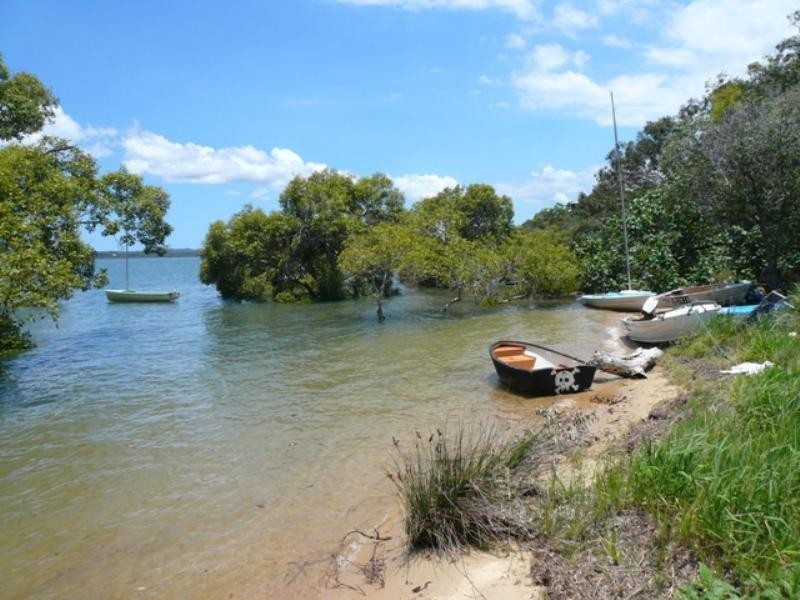 22 Koonwarra, Macleay Island QLD 4184