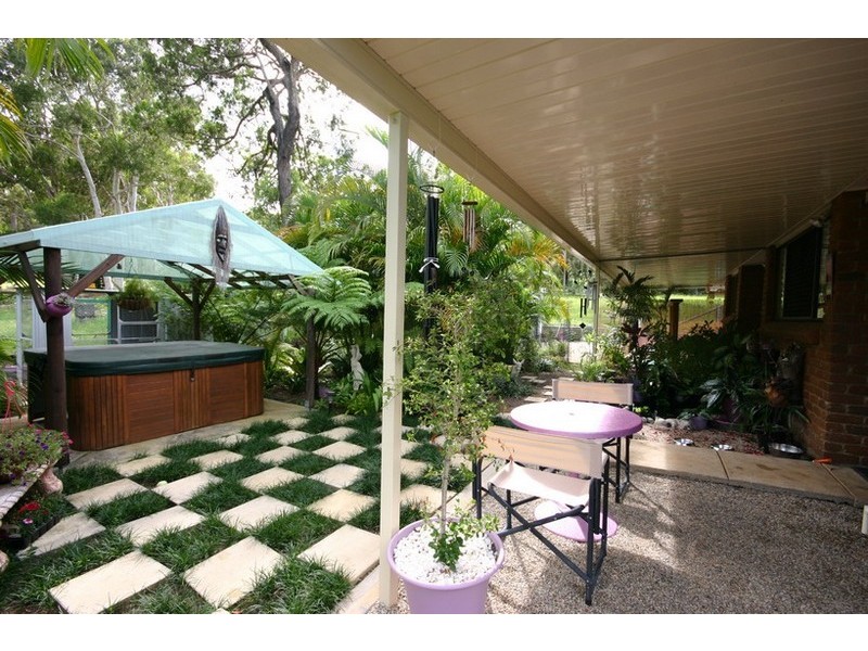 3 Barramundi Street, Macleay Island QLD 4184