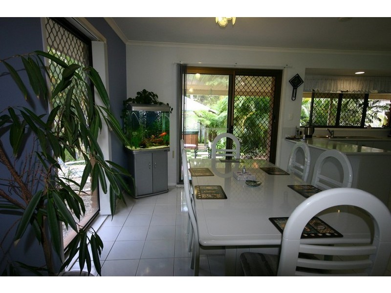 3 Barramundi Street, Macleay Island QLD 4184