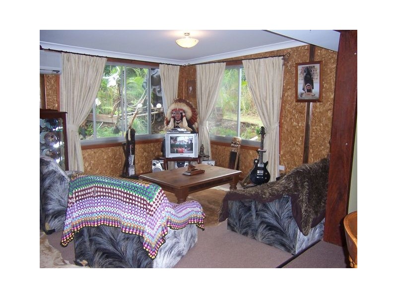 3 Marine Street, Macleay Island QLD 4184