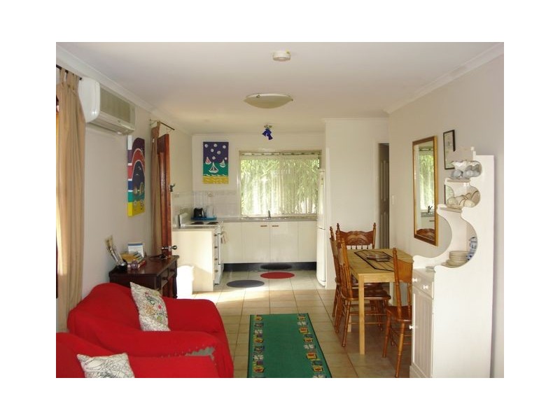60 Treasure Island Avenue, Karragarra Island QLD 4184