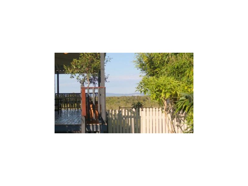 60 Treasure Island Avenue, Karragarra Island QLD 4184