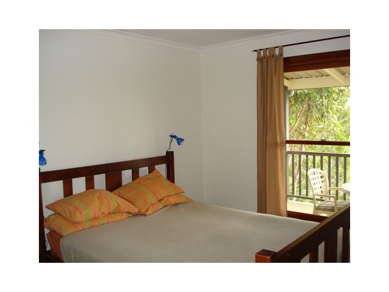60 Treasure Island Avenue, Karragarra Island QLD 4184