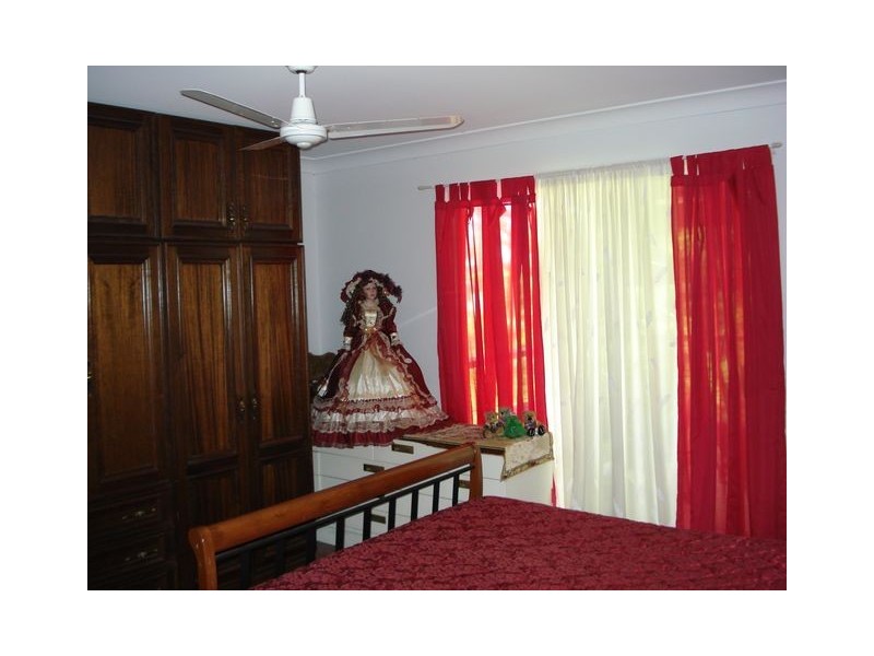 5 Basil Court, Lamb Island QLD 4184