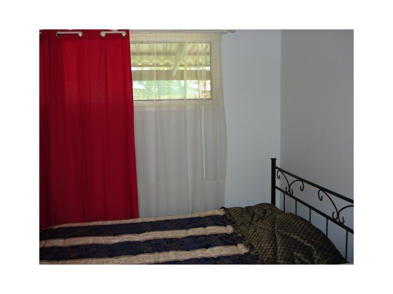 5 Basil Court, Lamb Island QLD 4184
